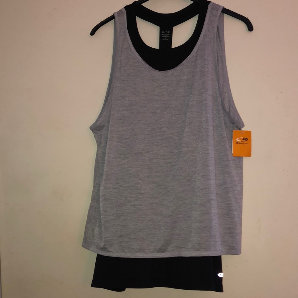 Women’s champion Duodry two-layered workout tank